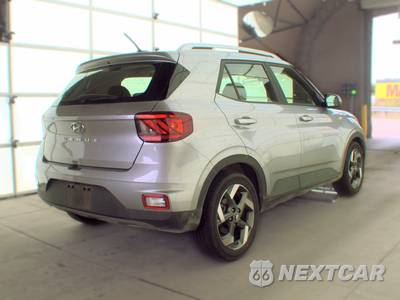 2025 Hyundai Venue SEL - zdjęcie 4 z 27 - miniatura