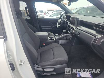 2025 Toyota 4Runner SR5 - zdjęcie 8 z 23 - miniatura