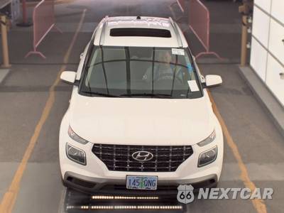 2025 Hyundai Venue SEL - zdjęcie 2 z 26 - miniatura