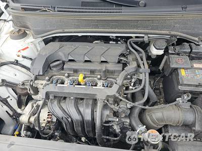 2025 Hyundai Venue SEL - zdjęcie 15 z 25 - miniatura