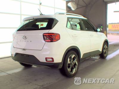 2025 Hyundai Venue SEL - zdjęcie 4 z 25 - miniatura