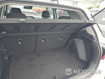2025 Hyundai Venue SEL - zdjęcie 16 z 25 - miniatura