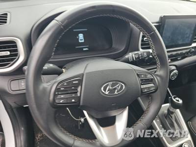 2025 Hyundai Venue SEL - zdjęcie 10 z 25 - miniatura