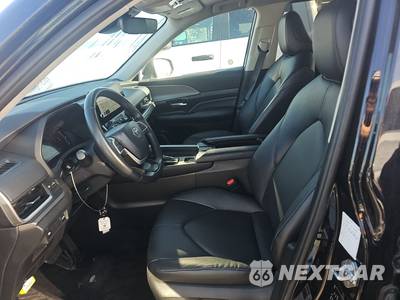 2025 Toyota Grand Highlander XLE - zdjęcie 7 z 26 - miniatura