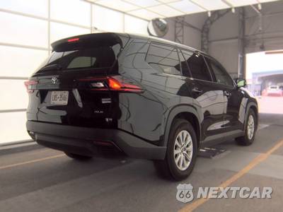 2025 Toyota Grand Highlander XLE - zdjęcie 4 z 26 - miniatura