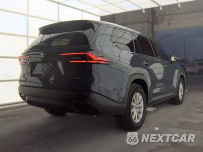 2025 Toyota Grand Highlander XLE - zdjęcie 4 z 25 - miniatura