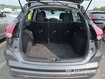 2024 Nissan Kicks S - zdjęcie 16 z 32 - miniatura