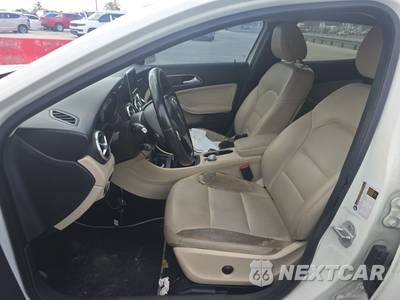 2015 Mercedes-Benz GLA 250 4MATIC - zdjęcie 8 z 10 - miniatura