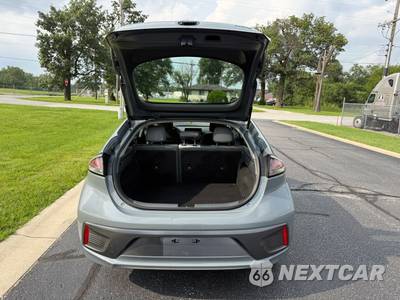2021 Hyundai Ioniq Electric SE - zdjęcie 10 z 18 - miniatura