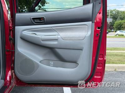 2006 Toyota Tacoma PreRunner Crew Cab Medium Bed - zdjęcie 33 z 41 - miniatura