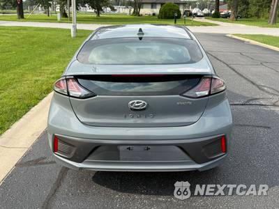 2021 Hyundai Ioniq Electric SE - zdjęcie 5 z 18 - miniatura