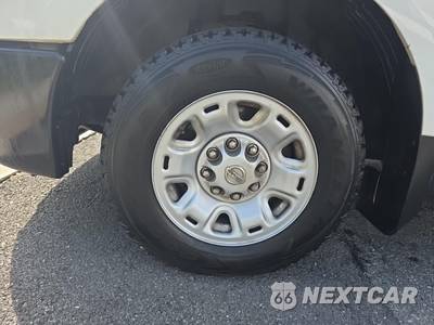 2020 Nissan NV2500 HD Cargo SV Standard Roof 146.1" WB - zdjęcie 8 z 21 - miniatura