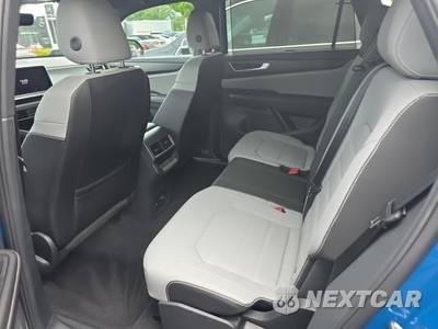 2026 Volkswagen Atlas Cross Sport 2.0T SEL R-Line Black - zdjęcie 16 z 22 - miniatura