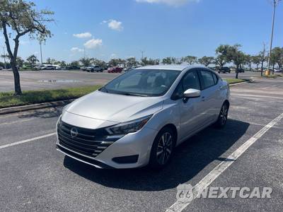 2025 Nissan Versa SV - zdjęcie 1 z 9 - miniatura