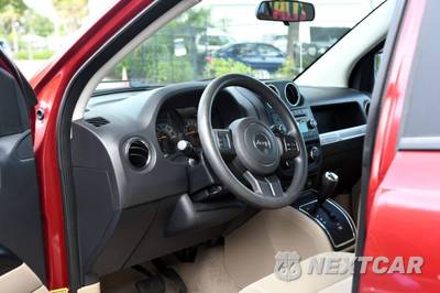 2014 Jeep Compass Sport - zdjęcie 21 z 50 - miniatura