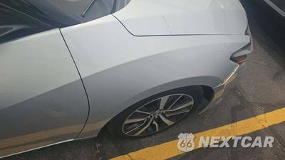 2020 Nissan Maxima SV - zdjęcie 30 z 48 - miniatura