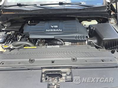 2017 Nissan TITAN PRO-4X Crew Cab Short Bed - zdjęcie 15 z 28 - miniatura