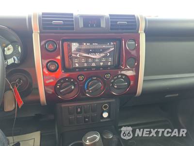 2007 Toyota FJ Cruiser w/Rear Doors - zdjęcie 17 z 48 - miniatura