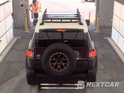 2007 Toyota FJ Cruiser w/Rear Doors - zdjęcie 6 z 48 - miniatura