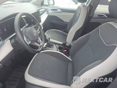 2025 Volkswagen Taos SE - zdjęcie 7 z 26 - miniatura