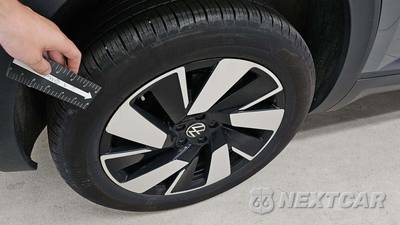 2025 Volkswagen Atlas Cross Sport 2.0T SE w/Technology - zdjęcie 23 z 30 - miniatura