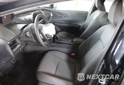 2026 Toyota Prius LE - zdjęcie 9 z 10 - miniatura