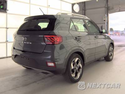 2025 Hyundai Venue SEL - zdjęcie 4 z 30 - miniatura