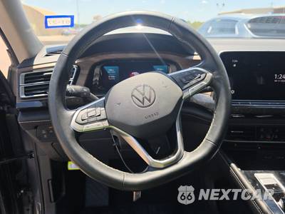 2025 Volkswagen Atlas 2.0T SE w/Technology - zdjęcie 10 z 25 - miniatura
