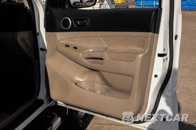 2006 Toyota Tacoma PreRunner Crew Cab Medium Bed - zdjęcie 44 z 50 - miniatura