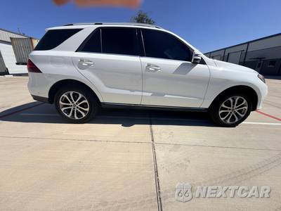 2017 Mercedes-Benz GLE 350 4MATIC - zdjęcie 2 z 26 - miniatura