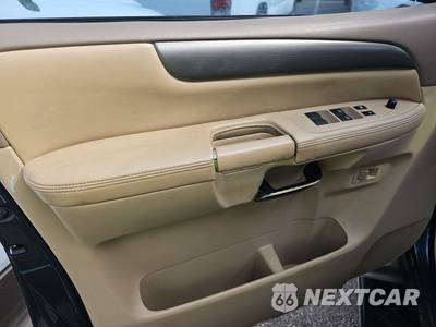 2014 Nissan Armada SV - zdjęcie 9 z 37 - miniatura