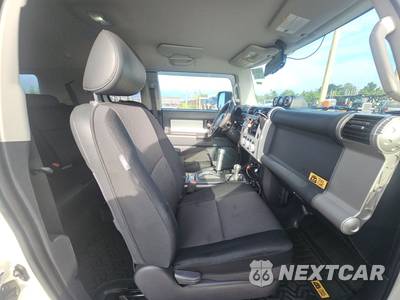 2008 Toyota FJ Cruiser w/Rear Doors - zdjęcie 8 z 24 - miniatura