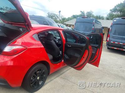 2019 Chevrolet Cruze LS Hatchback 1SB - zdjęcie 42 z 50 - miniatura