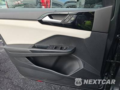 2025 Volkswagen Taos S - zdjęcie 9 z 27 - miniatura