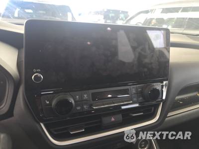 2025 Toyota Grand Highlander XLE - zdjęcie 11 z 30 - miniatura