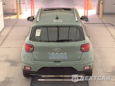 2025 Hyundai Venue SEL - zdjęcie 5 z 30 - miniatura