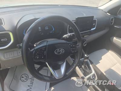 2025 Hyundai Venue SEL - zdjęcie 11 z 30 - miniatura