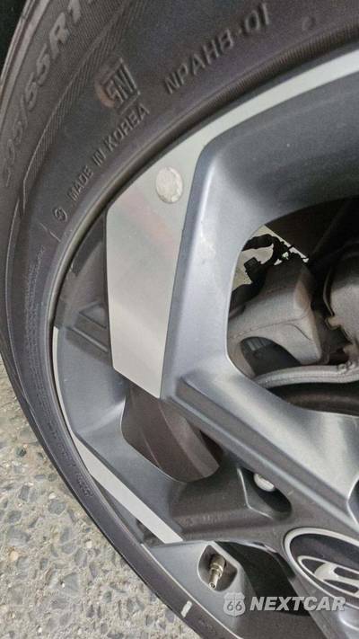 2025 Hyundai Venue SEL - zdjęcie 22 z 27 - miniatura
