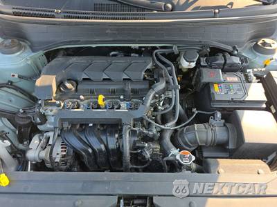 2025 Hyundai Venue SEL - zdjęcie 15 z 27 - miniatura