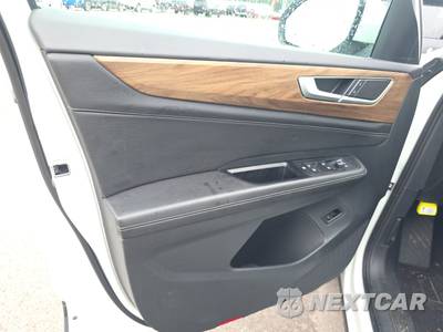 2025 Volkswagen Atlas 2.0T SE w/Technology - zdjęcie 9 z 21 - miniatura