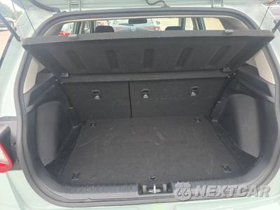 2025 Hyundai Venue SEL - zdjęcie 16 z 29 - miniatura