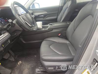 2025 Toyota Grand Highlander XLE - zdjęcie 7 z 28 - miniatura