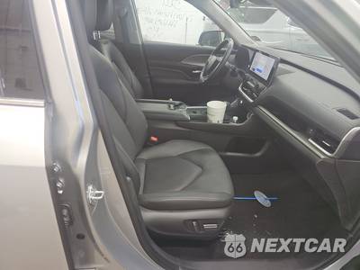 2025 Toyota Grand Highlander XLE - zdjęcie 8 z 28 - miniatura