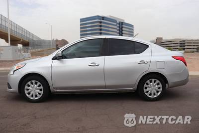 2019 Nissan Versa Sedan SV - zdjęcie 3 z 20 - miniatura