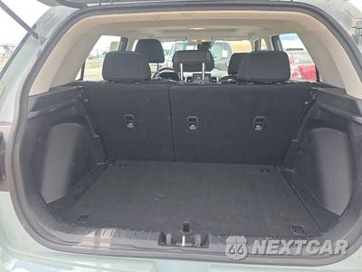 2025 Hyundai Venue SEL - zdjęcie 16 z 24 - miniatura