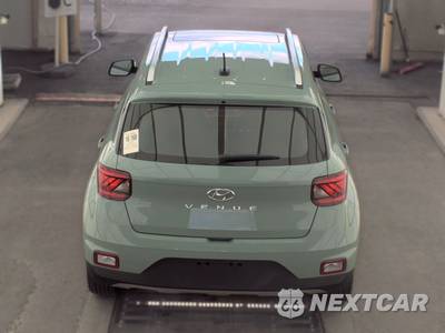 2025 Hyundai Venue SEL - zdjęcie 5 z 24 - miniatura