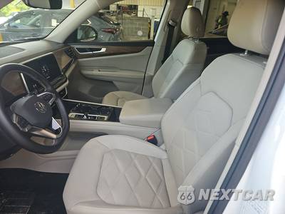 2025 Volkswagen Atlas 2.0T SE w/Technology - zdjęcie 7 z 25 - miniatura