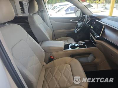 2025 Volkswagen Atlas 2.0T SE w/Technology - zdjęcie 8 z 25 - miniatura