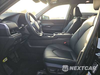 2025 Toyota Grand Highlander XLE - zdjęcie 7 z 29 - miniatura