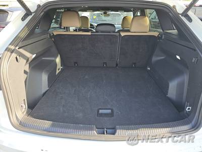 2025 Volkswagen Atlas Cross Sport 2.0T SE w/Technology - zdjęcie 16 z 25 - miniatura